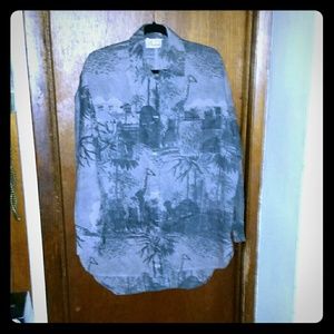 🍁🍊 Bundle animal print shirts