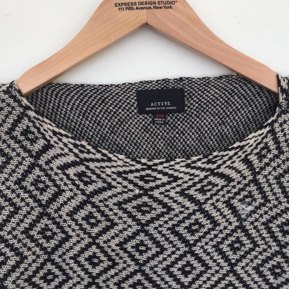 Oversize fringe sweater - Picture 3 of 4