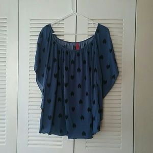 Blue and black top with hearts, cute sleeves