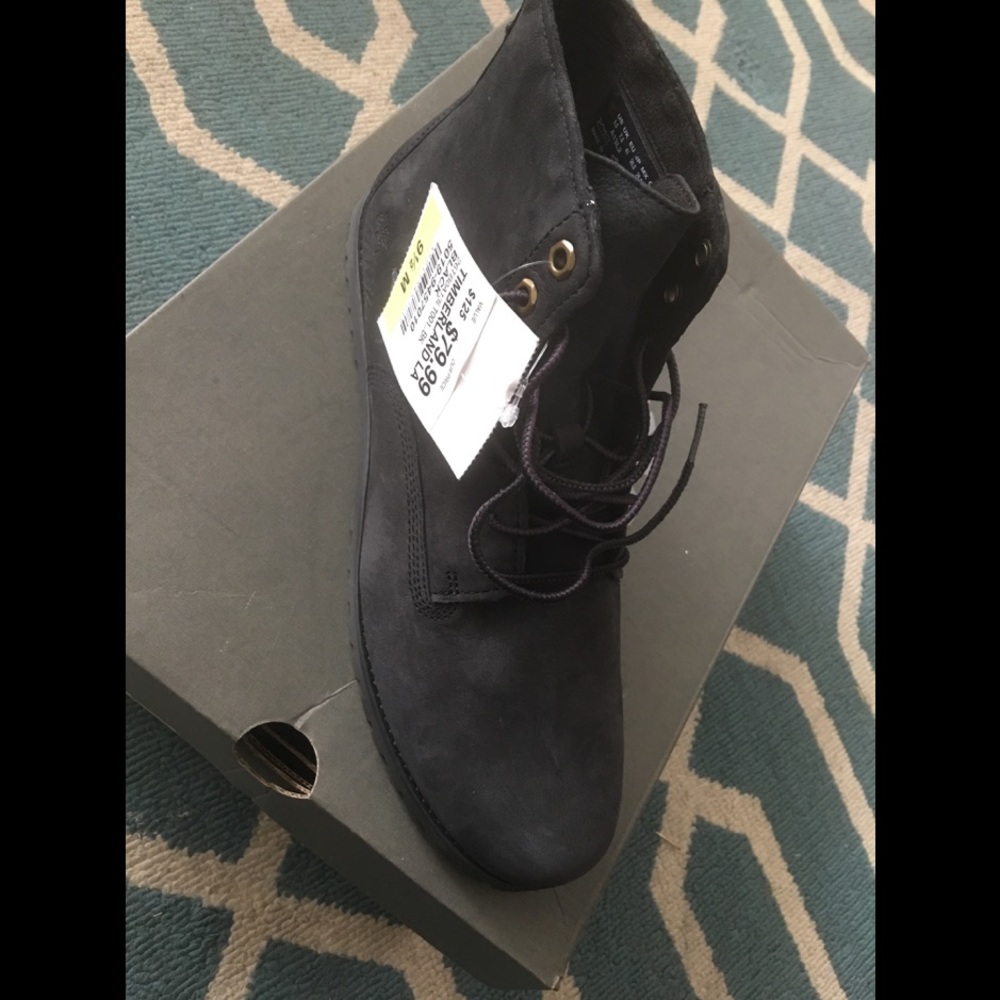 NWT Timberland boots 9.5
