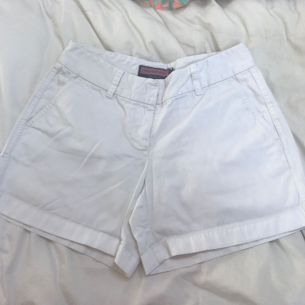 White Vineyard Vines Shorts