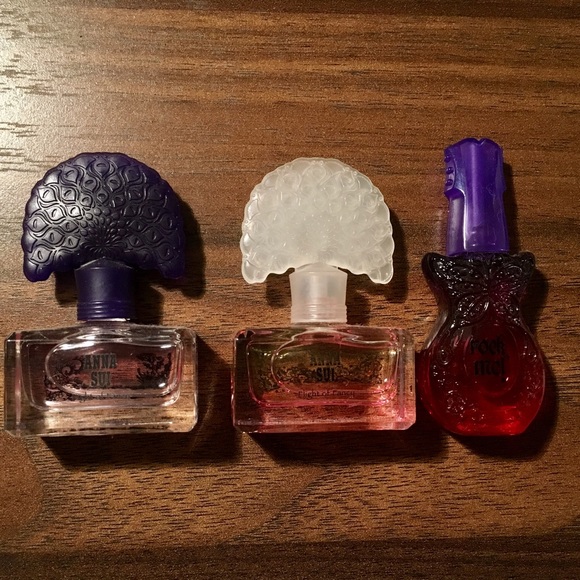 Anna Sui Other - Anna Sui Perfume Set