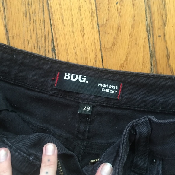 BDG Black Denim Cutoffs - 29 - Picture 2 of 3