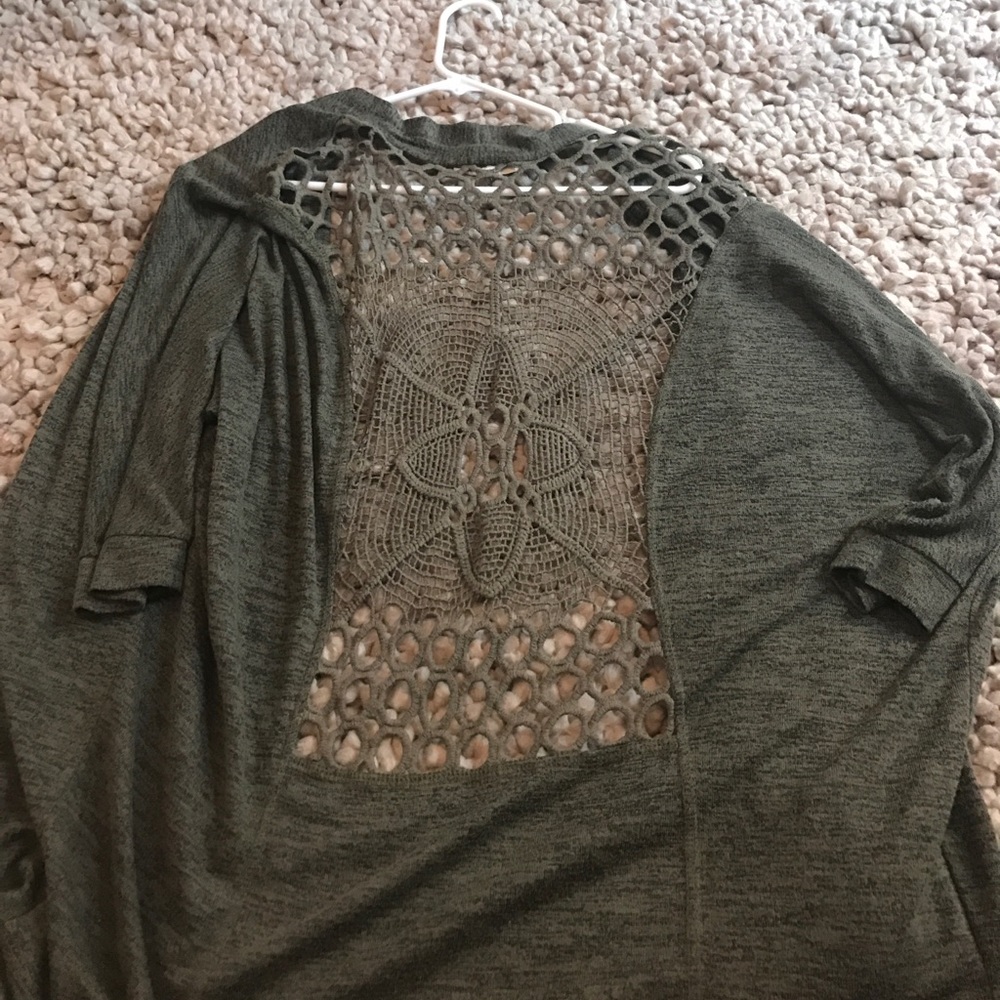 Cardi - Picture 2 of 2