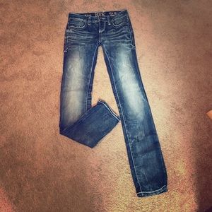 ✨GOODWILL NOTICE✨ Buckle Black Jeans