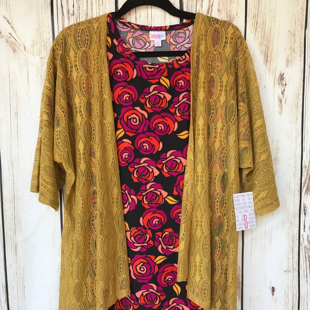 Gorgeous bundle! Lularoe Julia/Lindsay Combo❤️