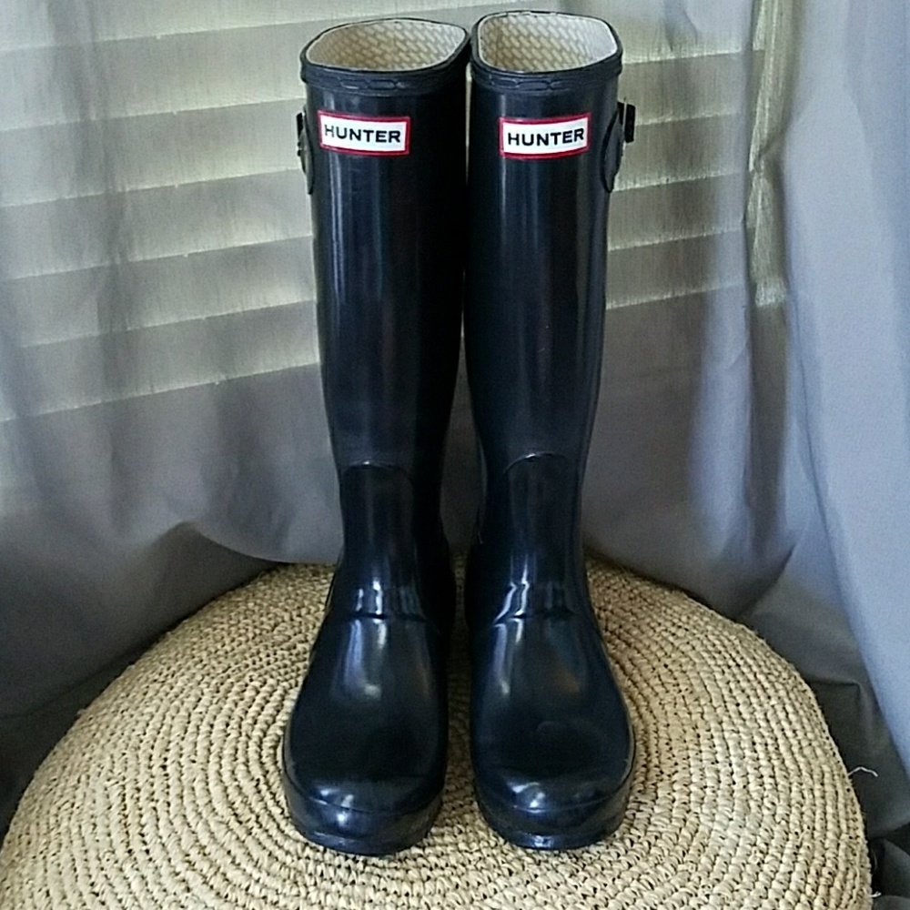 Original high gloss black Hunter rain boot