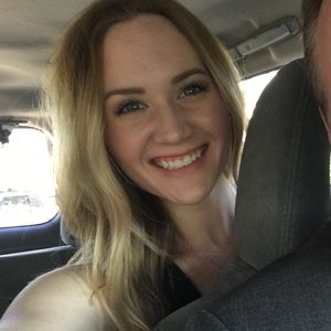 Meet your Posher, Abby