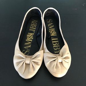 Sam and Libby beige ballet flats size 9