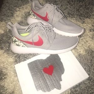 Custom Ohio State Nike Roshe Runs