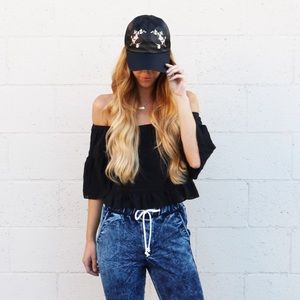 Accessories - floral embroidered hat Accessories - floral embroidered hat