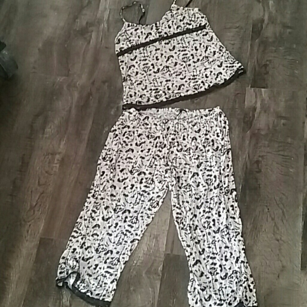 Pajama set