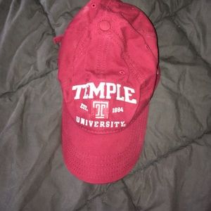 Underarmour Temple U hat