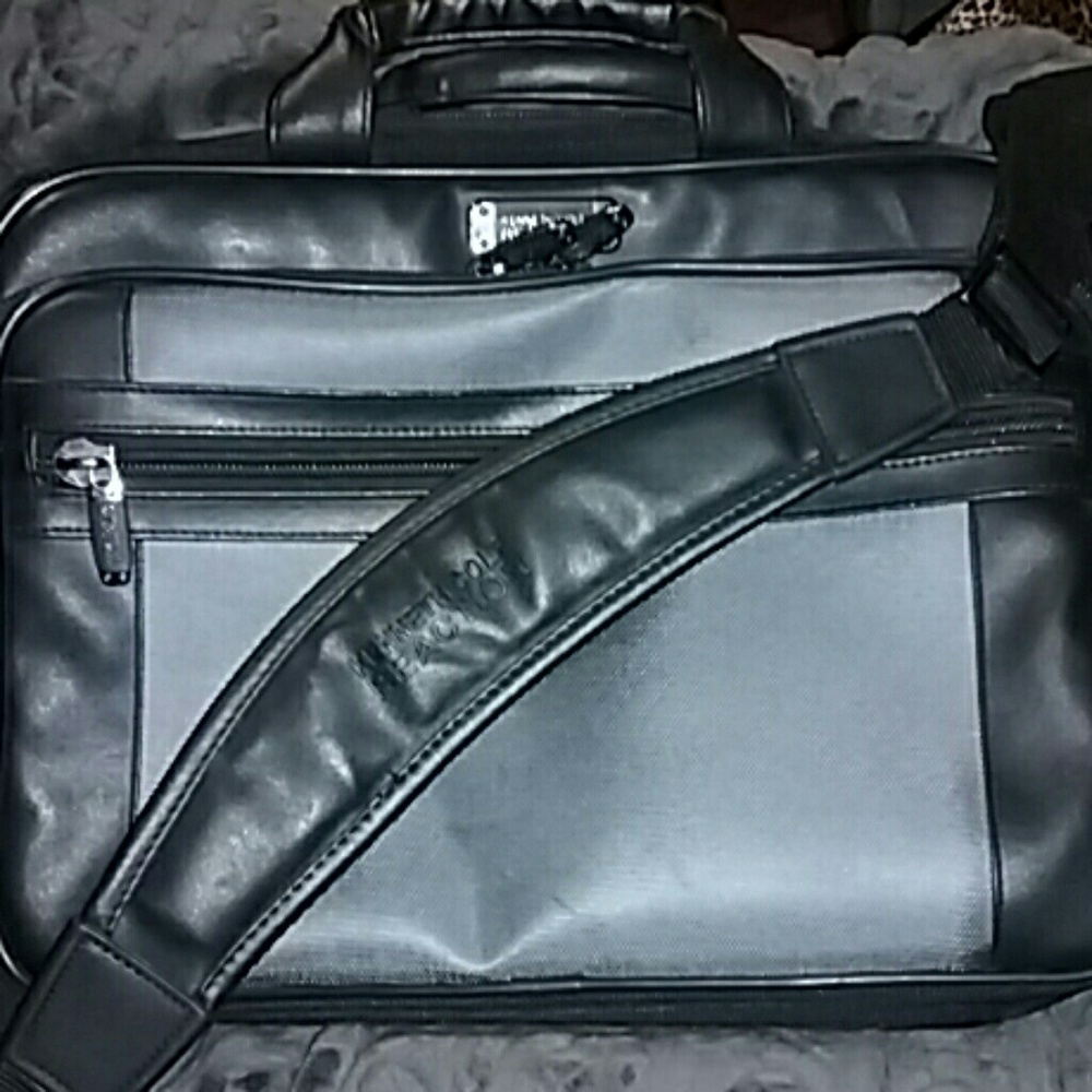 Kenneth Cole black laptop bag