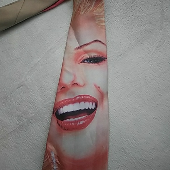 ๐ซSOLD๐ซ๐จ4 for $13 or 2 for $10๐จ - Picture 4 of 8