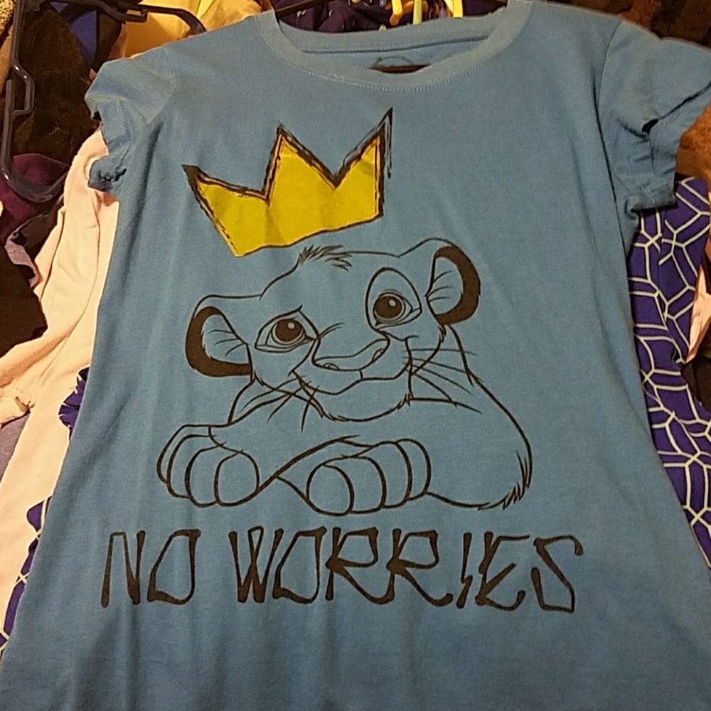 "No Worries" Lion King Tee