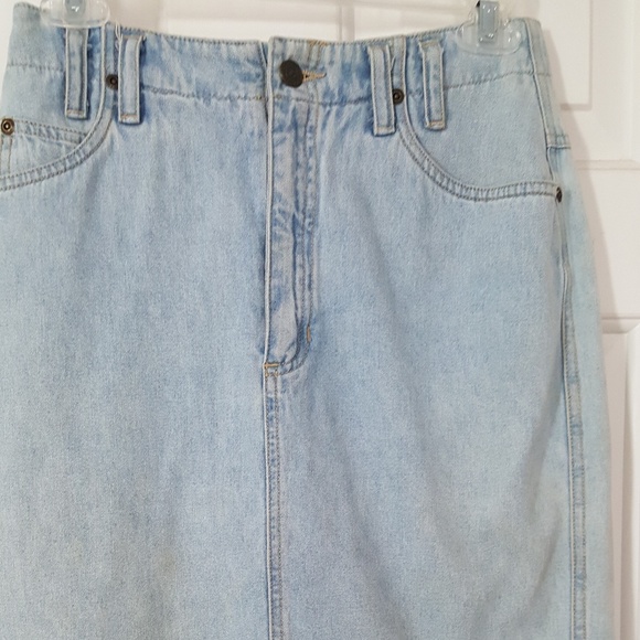 Liz Claiborne denim skirt - Picture 1 of 3