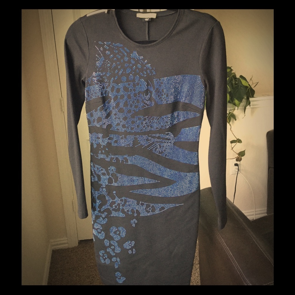 Blue bejeweled jaguar dress😱😱😱