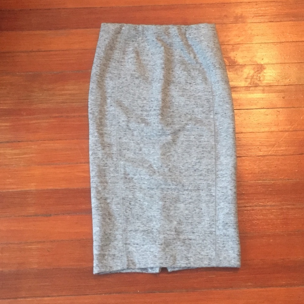 H&M charcoal grey pencil skirt