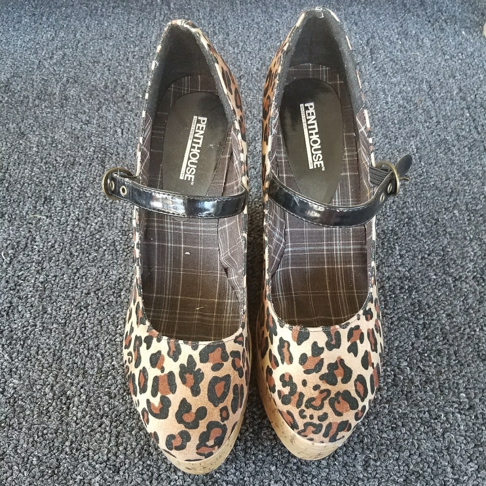 Penthouse leopard tattoo shoes