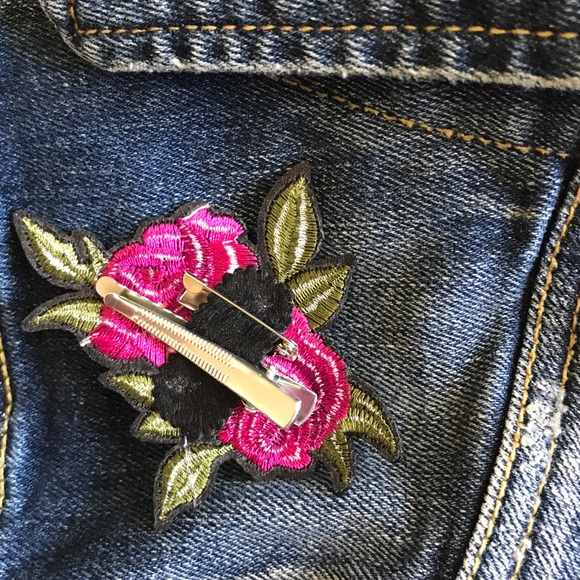 🔥 New💐Two Roses Brooch/Clip - Picture 4 of 6