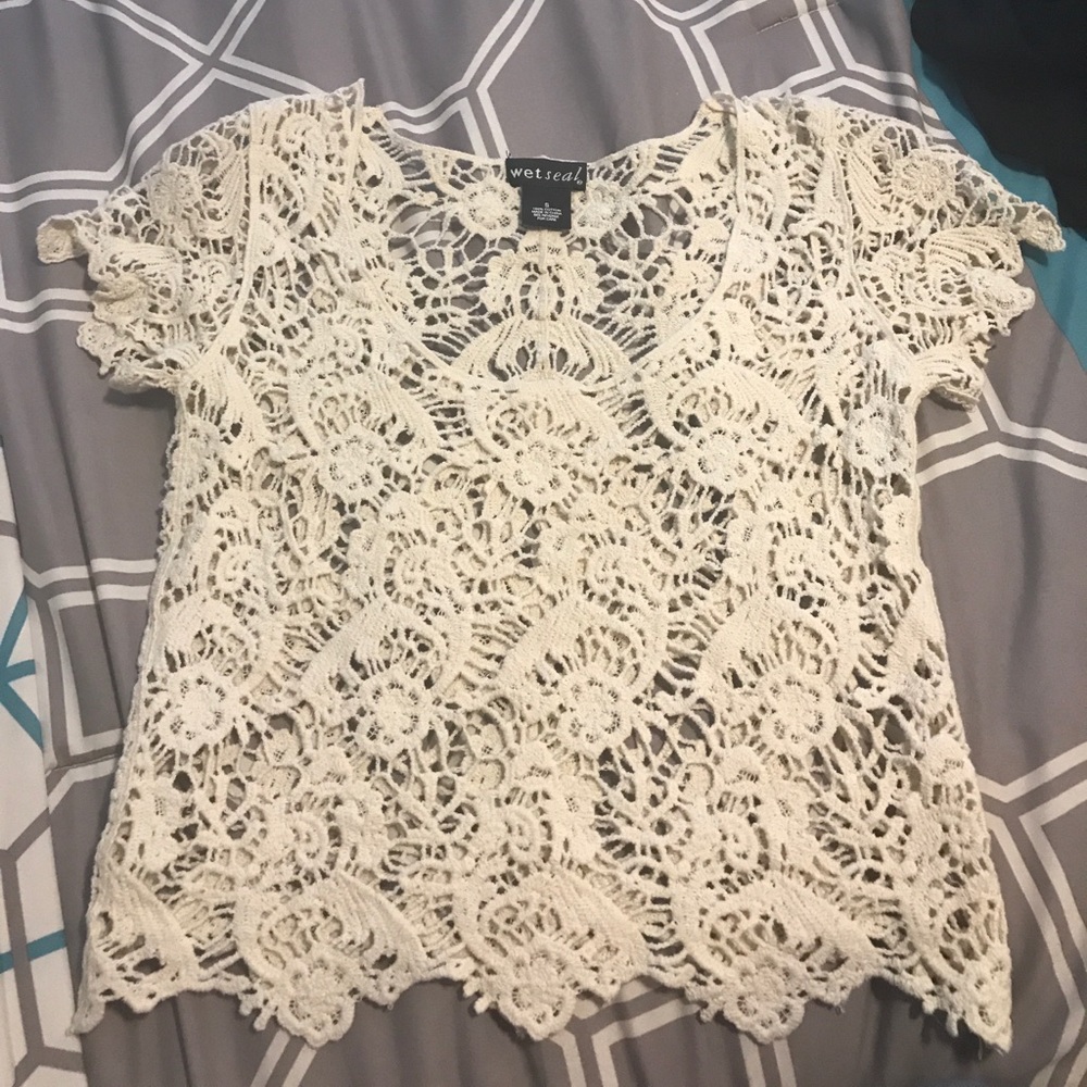 Crop top