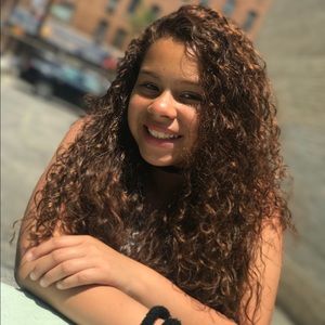 Meet your Posher, Celest