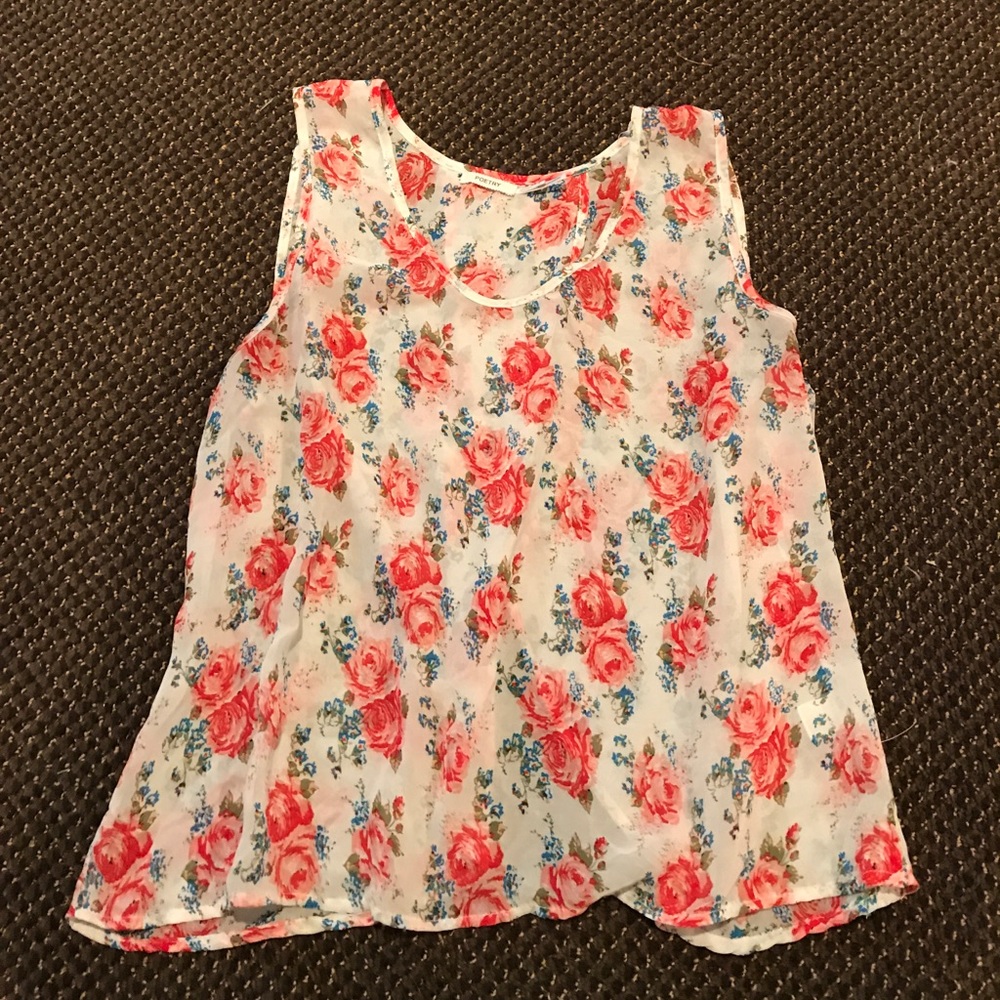 Sleeveless blouse