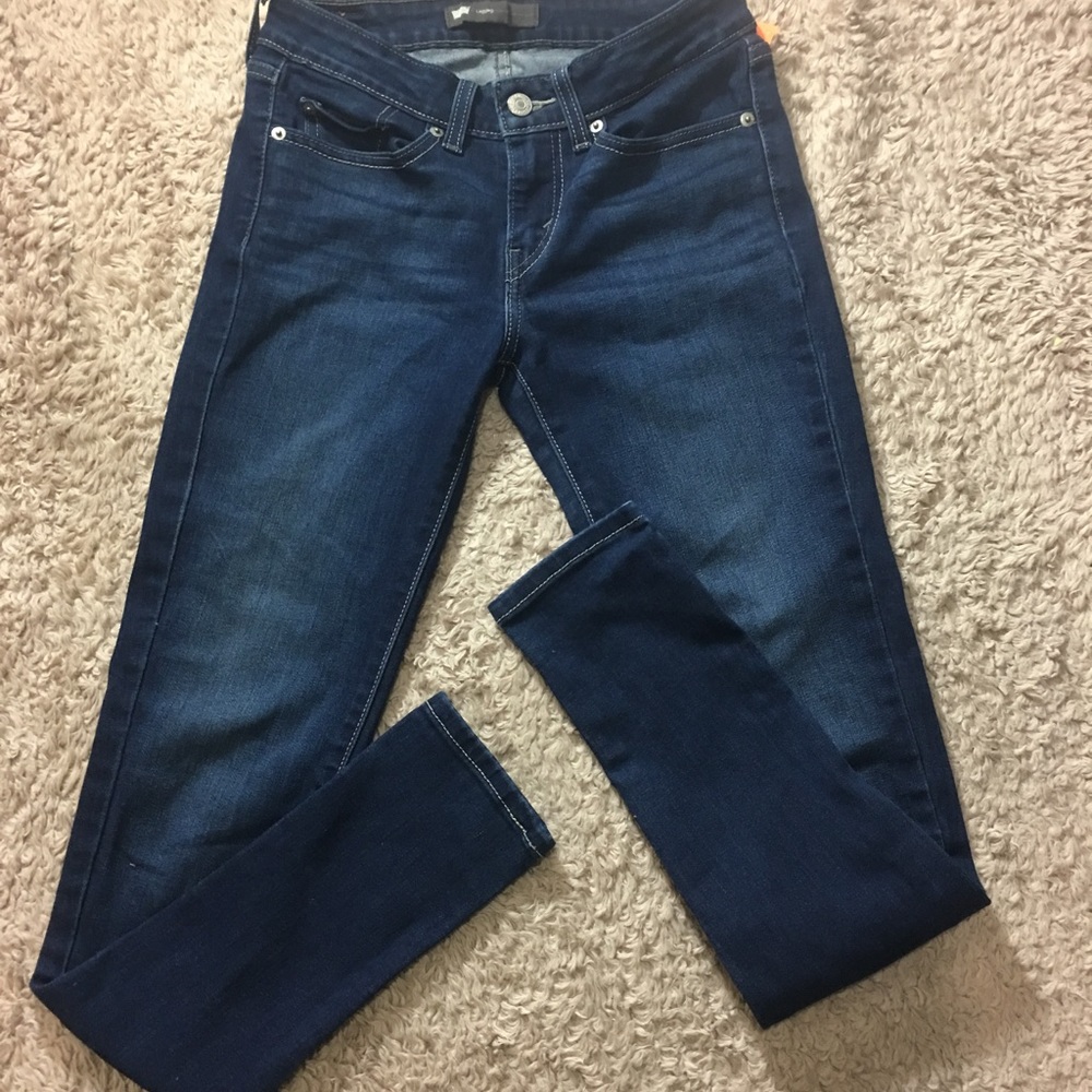 Levi's 27