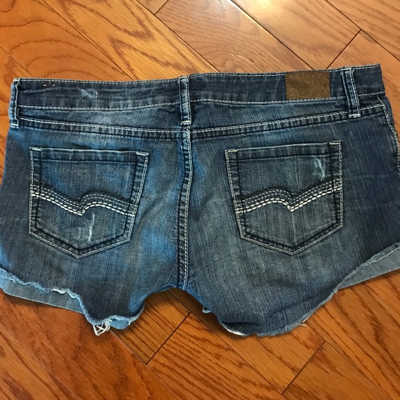 Jean shorts - Picture 3 of 3