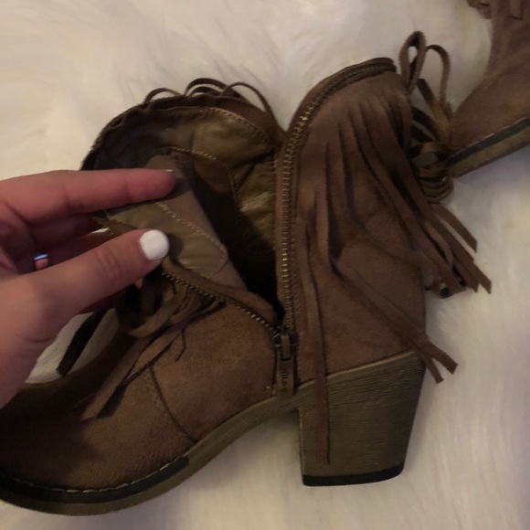 LAST 1- SALE ll Fringe Zip up Booties - Picture 7 of 7
