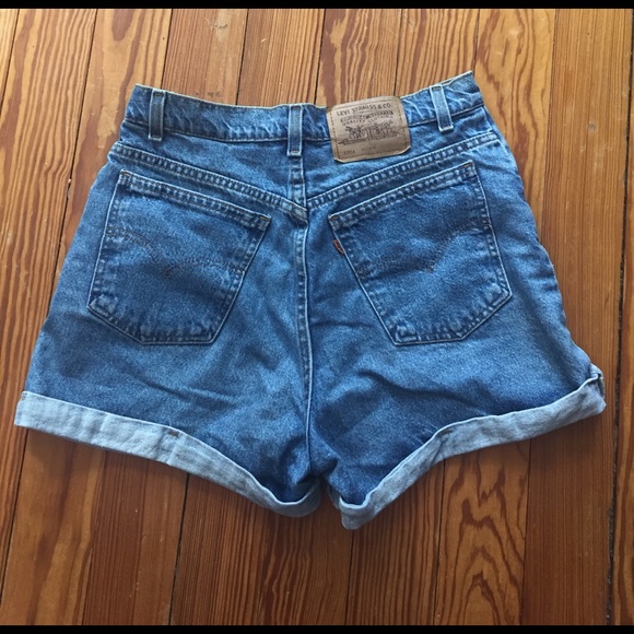 Levi's High rise shorts - Picture 3 of 3