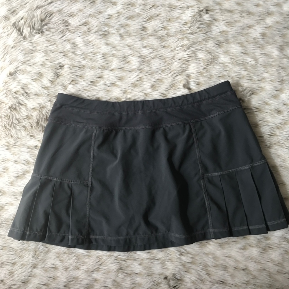 Athleta Warrior Sport Skort Gray