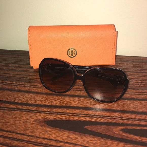 Tory Burch Accessories - Tory Burch Sunglasses