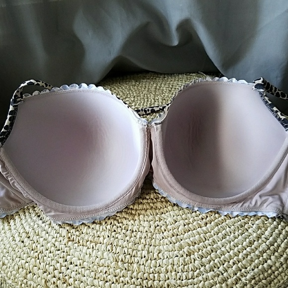 Victoria's Secret bikini tops (Only tops) - Picture 2 of 4