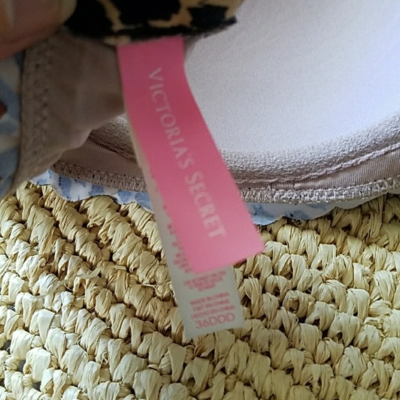 Victoria's Secret bikini tops (Only tops) - Picture 3 of 4