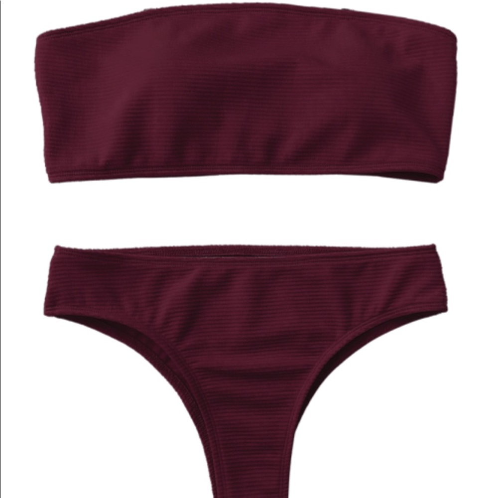 Textured high leg bandeau bikini