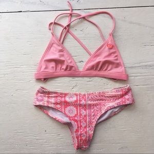 Billabong Bikini Set