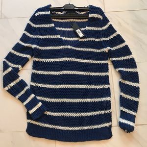 NWT Banana Republic Royal Blue and White Sweater M