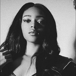 Meet your Posher, Tori