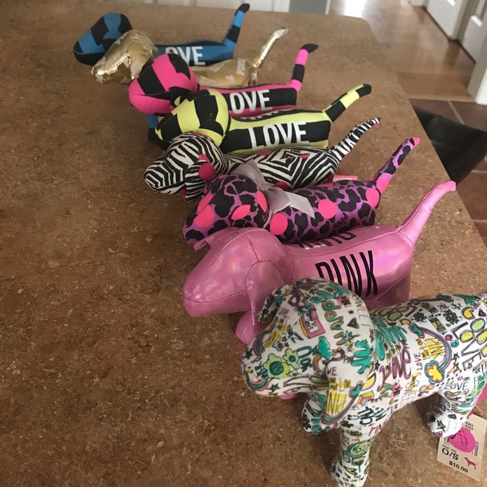 Victoria's Secret PINK dogs 8 total❤️💋💓
