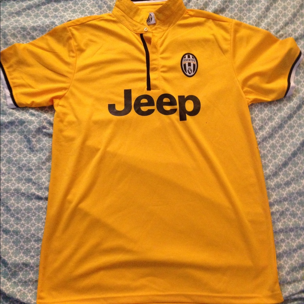 Men's soccer jersey