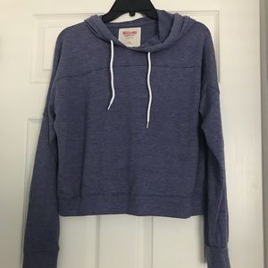 濾 Mossimo Cropped Hoodie