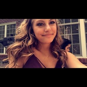 Meet your Posher, Payton