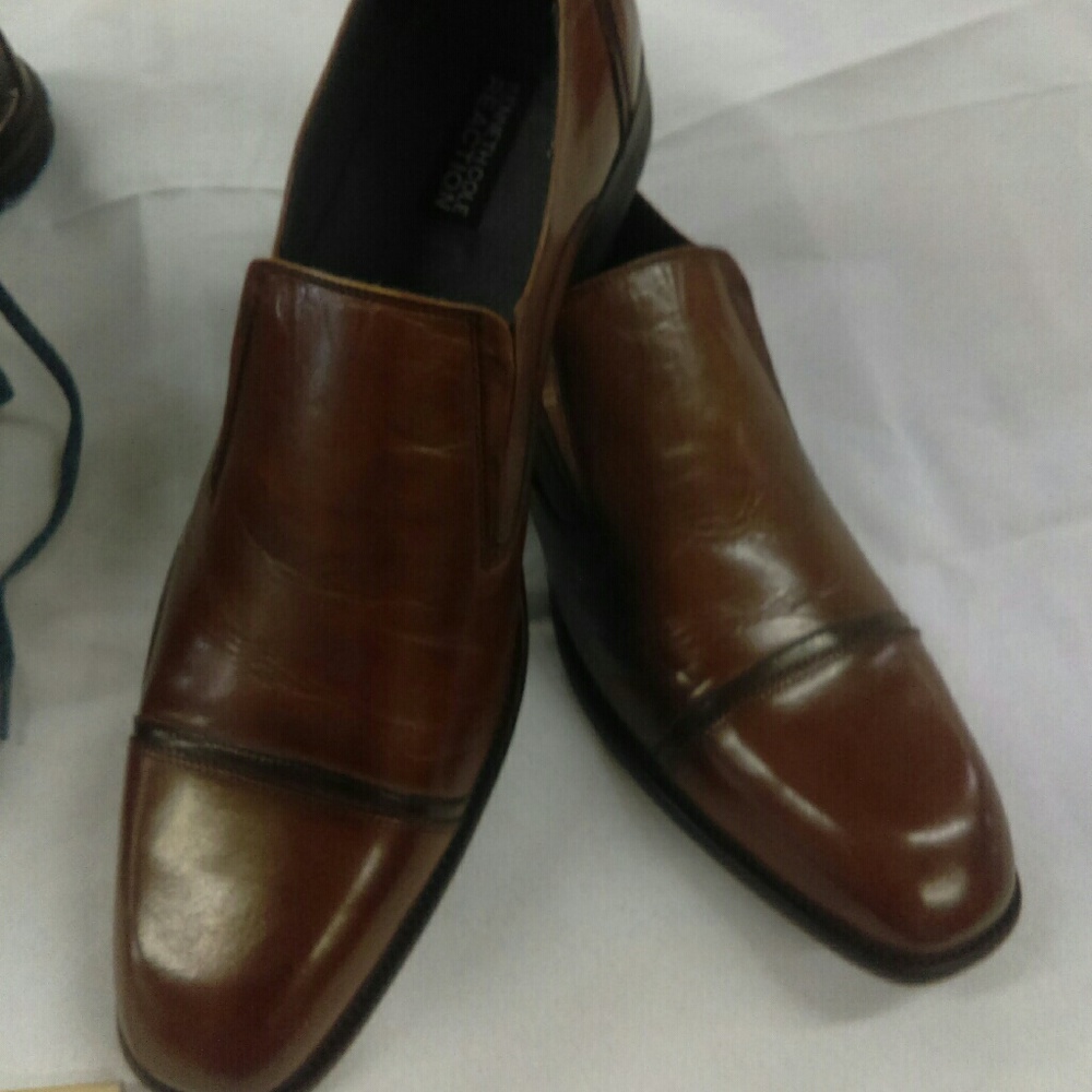 Brown men's dress shoes