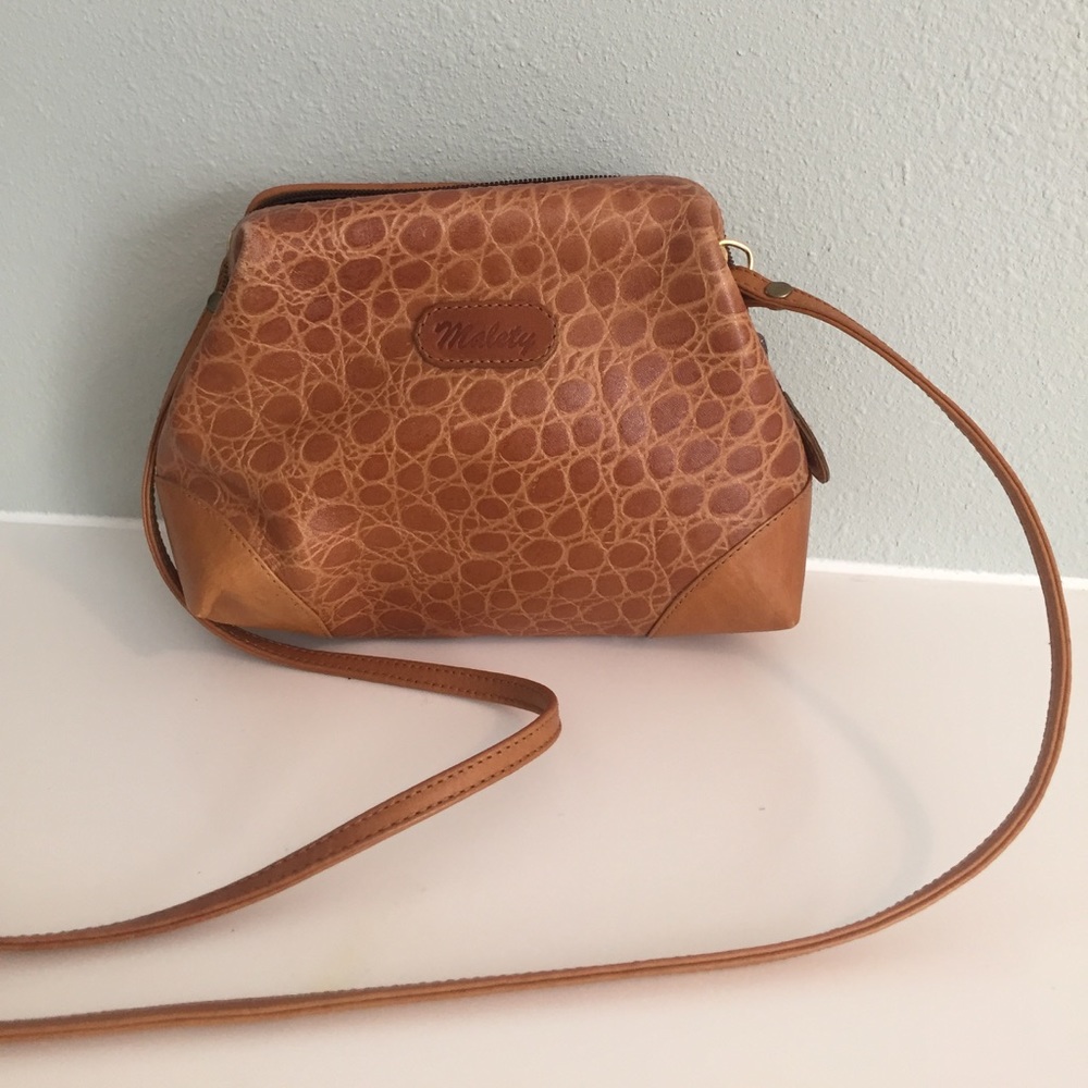 Malety Artisan Leather Costa Rican cross body bag