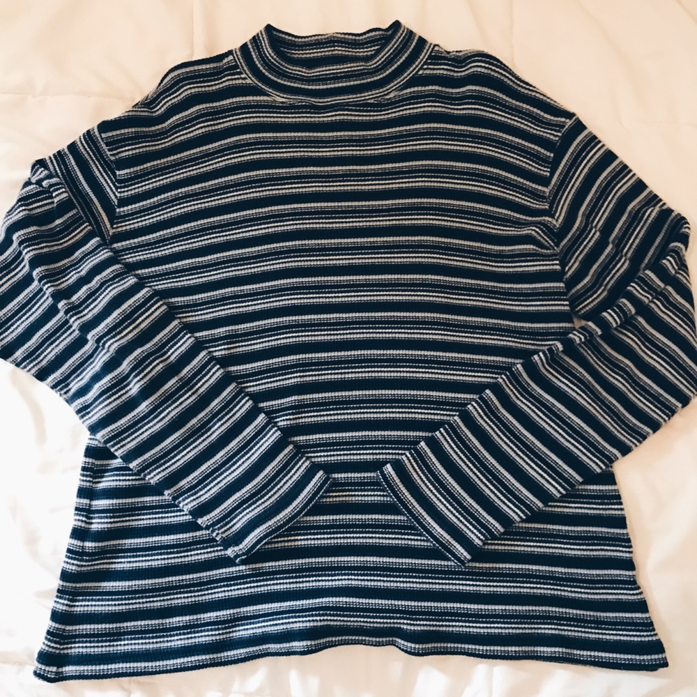 Striped turtle neck