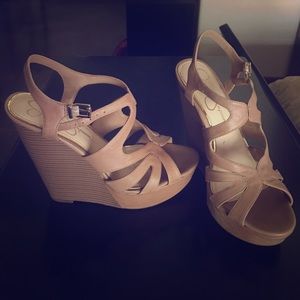 Strappy Jessica Simpson tan nude wedges Size 8