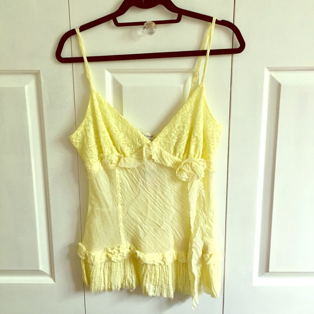 NWT GUESS Jeans Soft Yellow Linen Top Size Large!