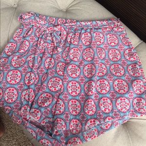Shorts with tie bow